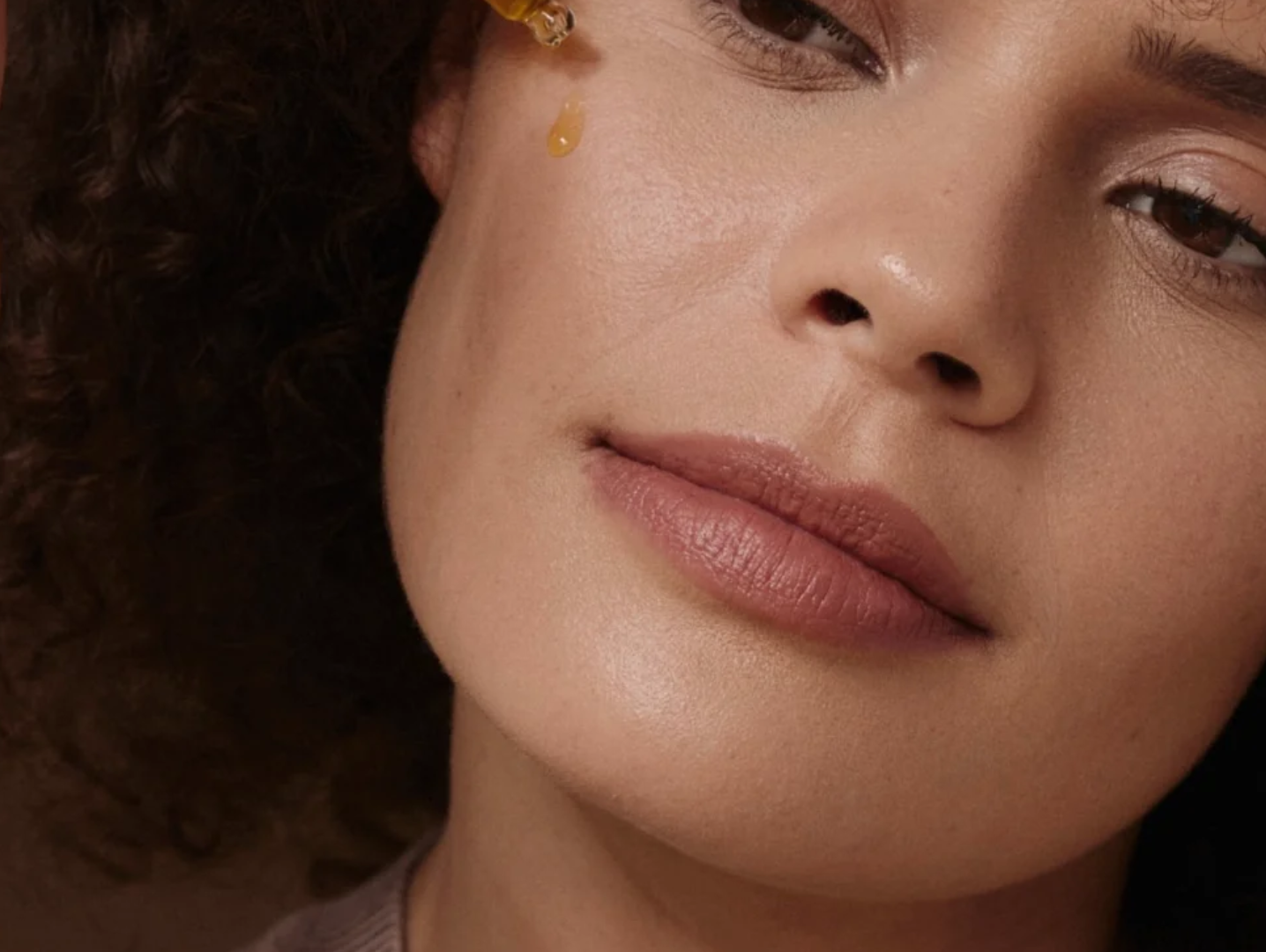 Sensitive Skin: Causes, Triggers and How to Care for It